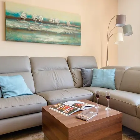 Apartment Leonarda Split
